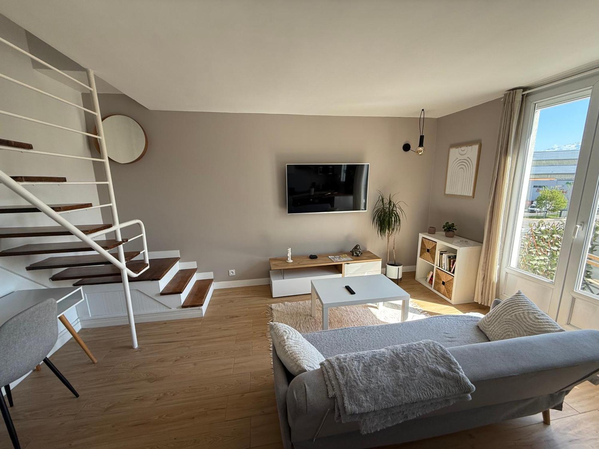 Superbe Duplex Avec Parking Gratuit Apartment Grenoble Exterior foto