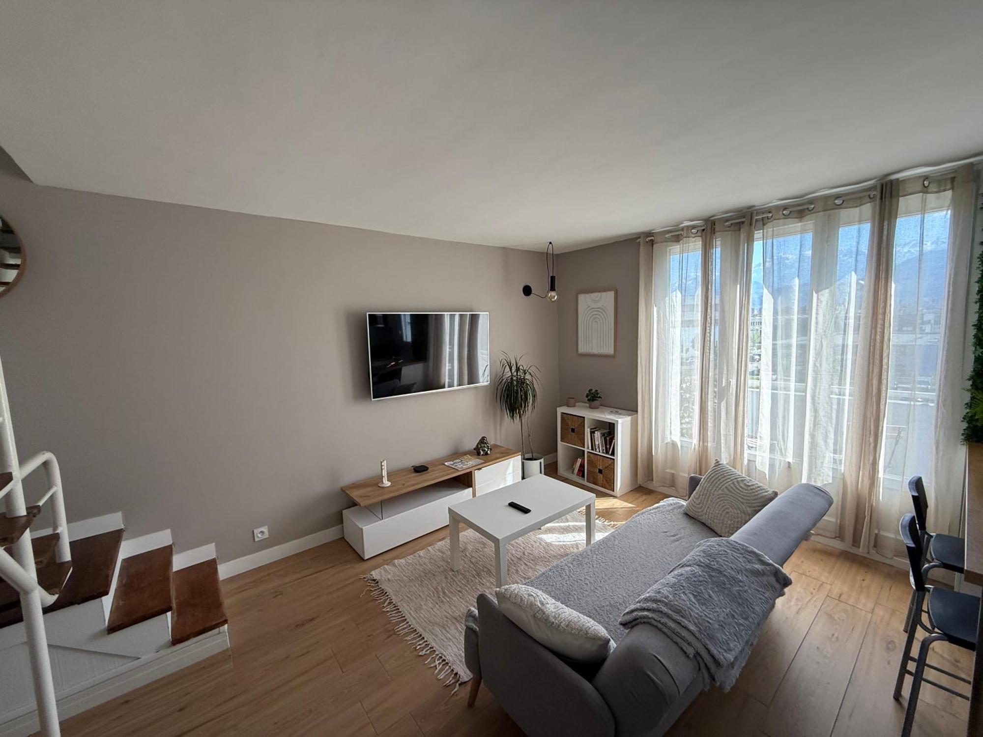 Superbe Duplex Avec Parking Gratuit Apartment Grenoble Exterior foto